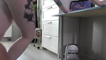 un vecino vino a visitarme para jugar un partido de fútbol