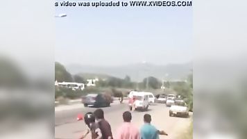 Pakistaní loco mujer desnuda en la calle