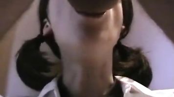 Cabeza Por Una Chica Traviesa Con Gafas