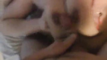 Tetona Rusa amateur mamada cinta