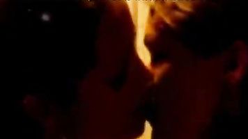 Adolescente Lesbiana Besos Compilación - spankbang.org