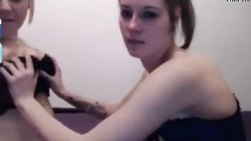 British Sexy lesbian sluts besos - Cámara en vivo - www.sex247cams.com