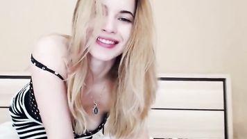 Hermosa rubia 01