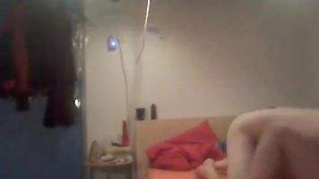 (INTERRACIAL) Asiática novia consigue golpeado duro por su compañero de cuarto