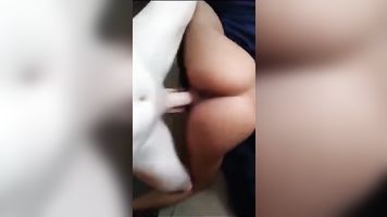 White boy le envió este video bf...so largo a esa relación