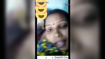 Mi Sexy Bhabhi Mostrando Sus Tetas En Videollamada -1