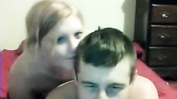 Pareja Realizando 69
