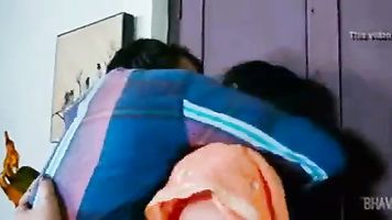 India desi Tía llamando vecino novio después de marido fue a la oficina